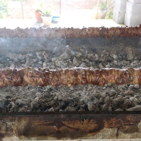 Τουρκικά ΜΜΕ: Δικά μας φαγητά το κοκορέτσι και το ιμάμ μπαϊλντί, όχι ελληνικά