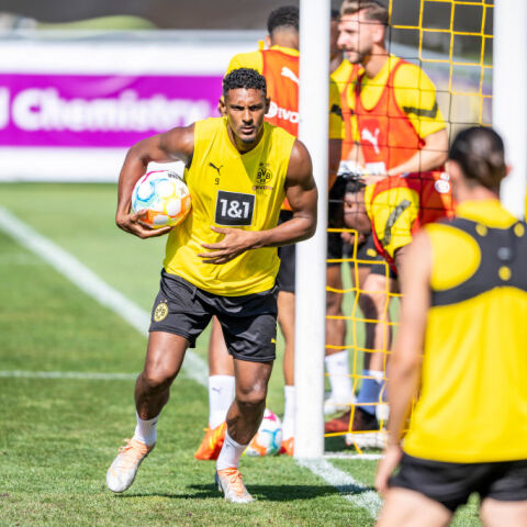 Ντόρτμουντ: Διαγνώστηκε όγκος στους όρχεις του Σεμπαστιάν Αλέ