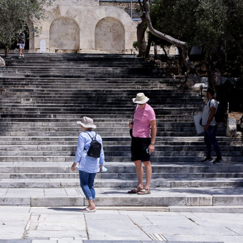 Τουρίστες στο κέντρο της Αθήνας