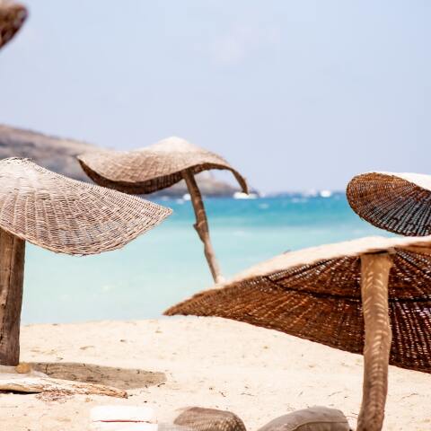 Παραλία Κολυμπήθρα, Τήνος