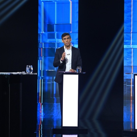 Ανάμεσα σε Ρίσι Σουνάκ και η Λιζ Τρας η πρωθυπουργία στη Βρετανία