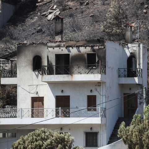 Η ΕΠΟΜΕΝΗ ΗΜΕΡΑ ΤΗΣ ΠΥΡΚΑΓΙΑΣ ΣΤΗΝ ΠΕΝΤΕΛΗ