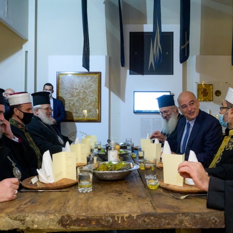 ΣΥΝΑΝΤΗΣΗ ΥΠΕΞ Ν. ΔΕΔΝΙΑ ΜΕ ΜΗΤΡΟΠΟΛΙΤΕΣ ΚΑΙ ΤΟΠΟΤΗΡΗΤΕΣ ΜΟΥΦΤΗΔΕΣ ΘΡΑΚΗΣ =