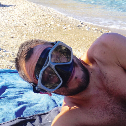 Μάνος Μπαμπούνης