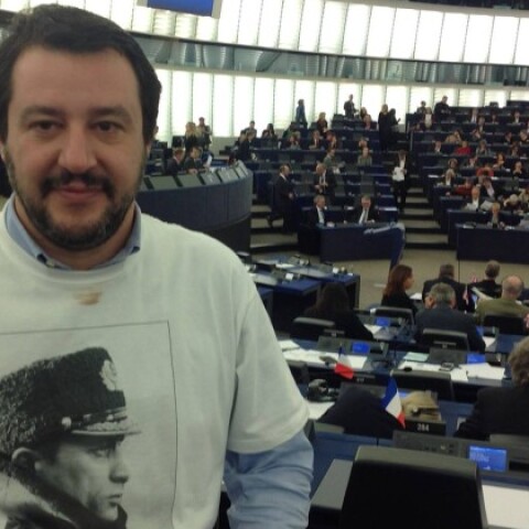 La Stampa, η ρωσική πρεσβεία ζήτησε από τη Λέγκα να αποσύρει τους υπουργούς της από την κυβέρνηση Ντράγκι