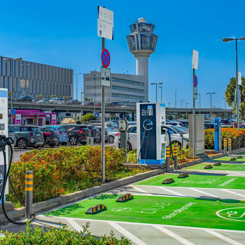 Σταθμοί φόρτισης της ΔΕΗ για ηλεκτρικά οχήματα