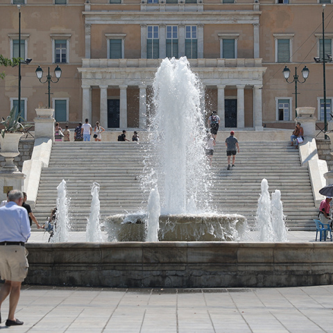 Πολίτες στο κέντρο της Αθήνας