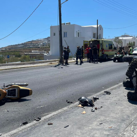 Ένας νεκρός σε τροχαίο με γουρούνα στη Σαντορίνη