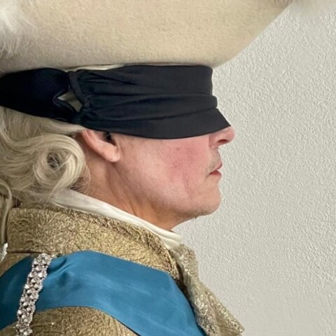 Ο Τζόνι Ντεπ ως Λουδοβίκος ΙΕ' 