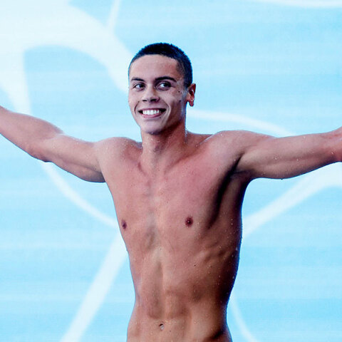 Ο Νταβίντ Ποποβίτσι πανηγυρίζει στη Ρώμη το παγκόσμιο ρεκόρ στα 100 μ. ελεύθερο στην κολύμβηση