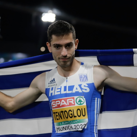 Μίλτος Τεντόγλου