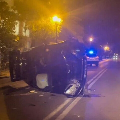 Το όχημα που τούμπαρε στην Αγία Παρασκευή μετά το τροχαίο