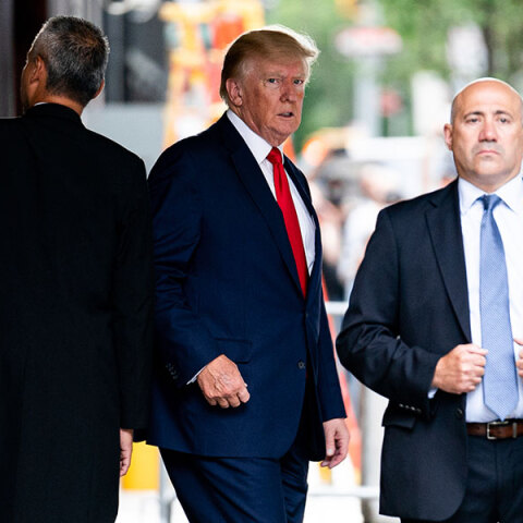 ΗΠΑ: Δόθηκε στη δημοσιότητα το λογοκριμένο έγγραφο του υπουργείου Δικαιοσύνης που αιτιολογεί την έρευνα στο σπίτι του πρώην προέδρου Τραμπ	