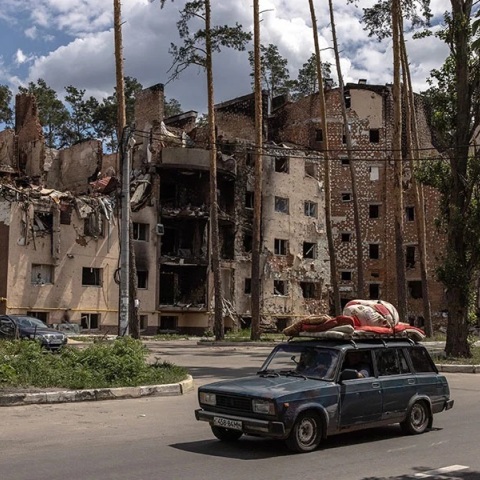 Η Ουκρανία θα εκκενώσει και άλλες περιοχές στα μέτωπα