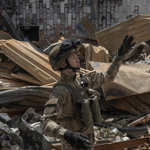 Ουκρανία: Οι ουκρανικές δυνάμεις έπληξαν μια γέφυρα στην κατεχόμενη περιοχή της Χερσώνας	