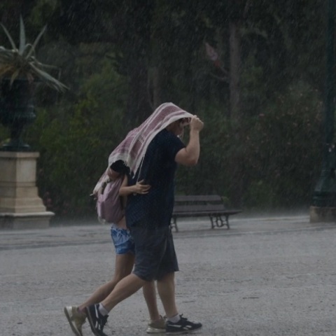 Καλοκαιρινή κακοκαιρία 47 χρόνια μετά - Πέντε ερωταπαντήσεις