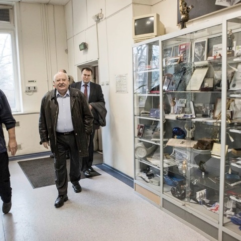 Γκορμπατσόφ: Προτιμούσε την ειρήνη από την "προσωπική εξουσία", δήλωσε ο επίσης τιμηθείς με Νόμπελ Ειρήνης Ρώσος δημοσιογράφος Μουράτοφ