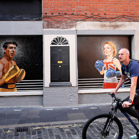 Βρετανία: Το μεσημέρι η ανακοίνωση του νέου προσώπου στην ηγεσία των Τόρις