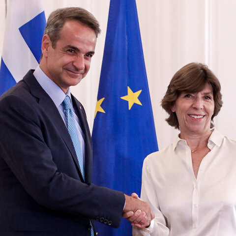 Ο Κυριάκος Μητσοτάκης με τη Γαλλίδα ΥΠΕΞ στο Μέγαρο Μαξίμου
