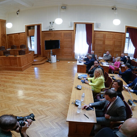 Εξεταστική Επιτροπή για τις τηλεφωνικές παρακολουθήσεις