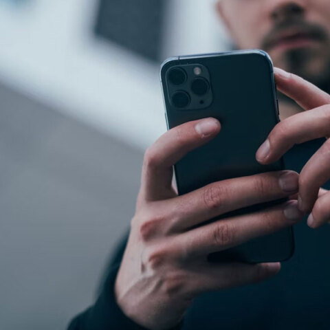 Παρακολουθήσεις κινητών τηλεφώνων στην Ελλάδα με κακόβουλο λογισμικό