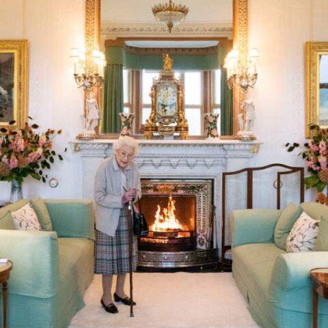 Βασίλισσα Ελισάβετ: Τι είναι το καρό του Μπαλμόραλ που φορούσε στην τελευταία της δημόσια εμφάνιση;