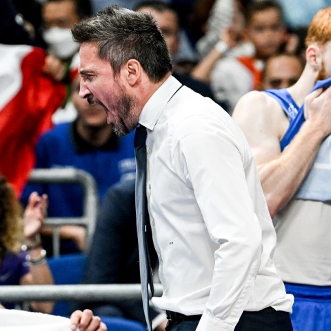 Όταν ο Ποτσέκο χόρευε στο παρκέ με ροζ μαλλί (video)