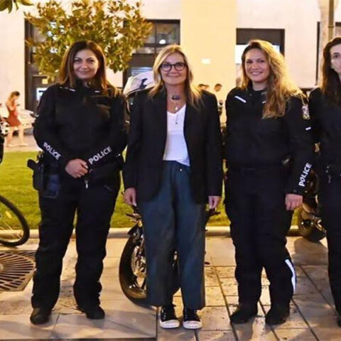 H Mαρέβα Γκραμπόφσκι-Μητσοτάκη με γυναίκες της Ελληνικής Αστυνομίας