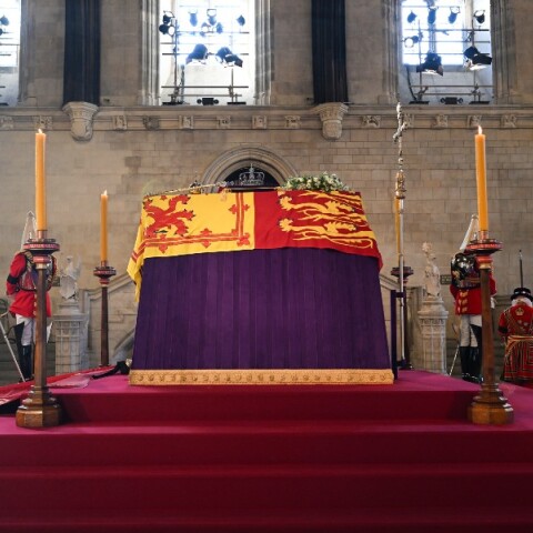 Το φέρετρο της βασίλισσας Ελισάβετ