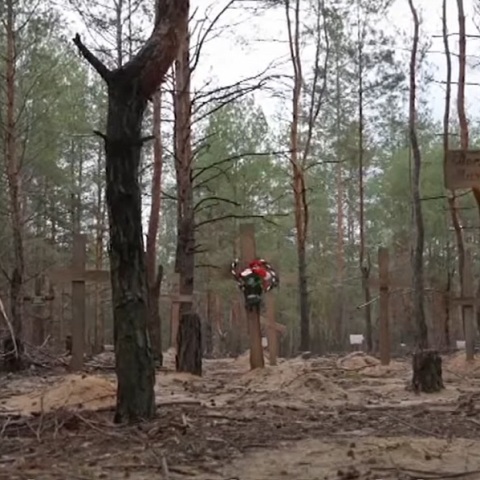 Ομαδικός τάφος με 440 νεκρούς ανακαλύφθηκε στην Ουκρανία