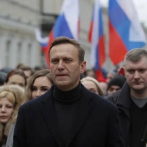 Ο Ναβάλνι προειδοποιεί για τραγωδία λόγω επιστράτευσης
