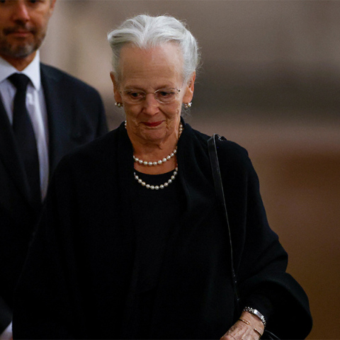 Η βασίλισσα της Δανίας στην κηδεία της Ελισάβετ