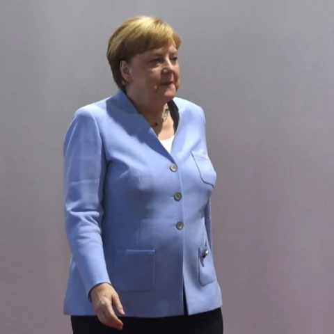 Η Angela Merkel καταγράφει σε ένα βιβλίο την πολιτική της σταδιοδρομία