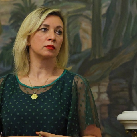 Η Ζαχάροβα λέει τώρα ότι δεν υπήρξαν πυρηνικές απειλές από τον Πούτιν