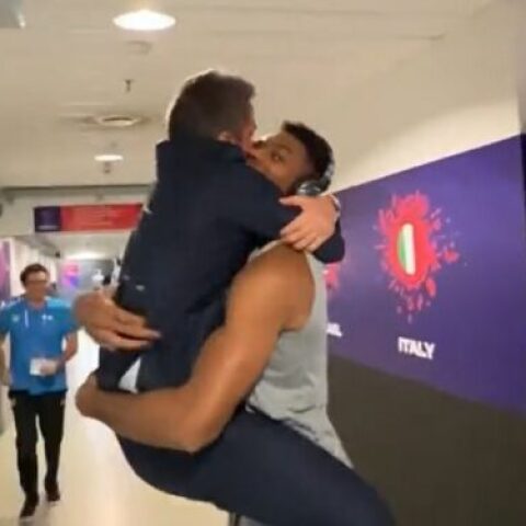 Ποτζέκο - Γιάννης