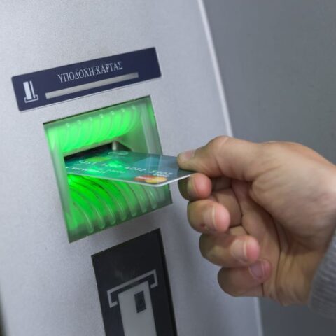 Ο "χάρτης" του νέου τραπεζικού τοπίου - Ψηφιακό το 90% των εγχρήματων συναλλαγών - Επιστροφή καταθέσεων - Δραστική μείωση κόκκινων δανείων	