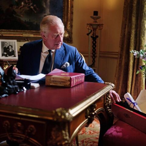 Στο χειρουργείο και ο βασιλιάς Κάρολος 