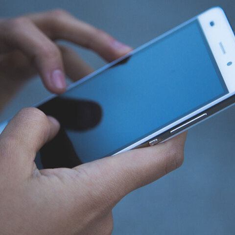 Ταυτοποιήθηκαν δύο άνδρες ως υπεύθυνοι για το μαζικό revenge porn στην Πάτρα