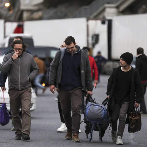 Συνεχίζεται το μαζικό κύμα φυγής Ρώσων