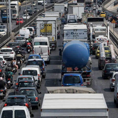 Δεν κινείται τίποτα στον Κηφισό, καθώς το μποτιλιάρισμα είναι μεγάλο για ένα ακόμη 24ωρο