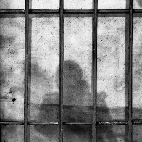 Κρατούμενος απέδρασε από το ΑΤ στην Ηλιούπολη