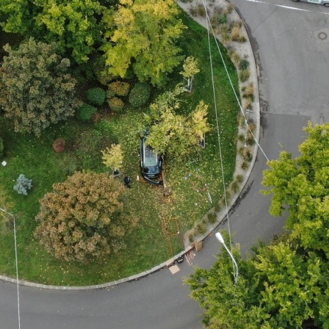 Σλοβακία: Μεθυσμένος οδηγός οχήματος έπεσε πάνω σε στάση λεωφορείου όπου περίμεναν φοιτητές στην Μπρατισλάβα - Πέντε νεκροί.