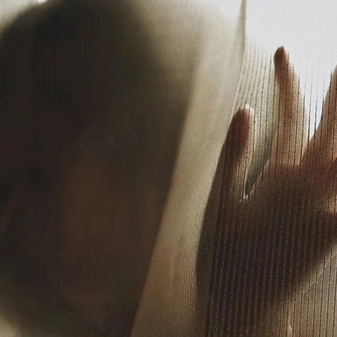 Υπόθεση ομαδικού βιασμού στην Κρήτη: Τη φωτογράφισαν γυμνή πριν την εγκαταλείψουν