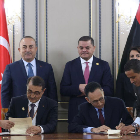 Τουρκία και Λιβύη υπογράφουν το σύμφωνο συνεργασίας για τους υδρογονάνθρακες