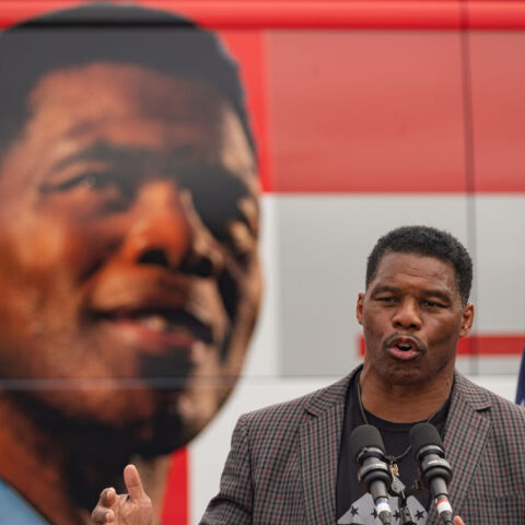 ΗΠΑ: Διπλό χτύπημα για Ρεπουμπλικάνο υποψήφιο γερουσιαστή - Τι αποκαλύφθηκε