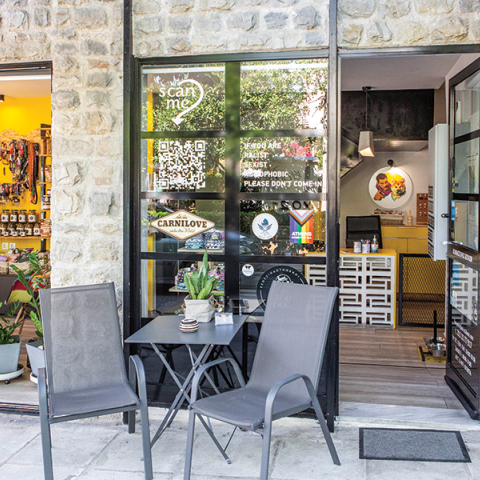 Αlex, your dog groomer