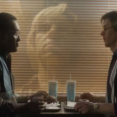 «Tony Hughes» και «Jeffrey Dahmer» στη σειρά του Netflix για τον serial killer του Μιλγουόκι