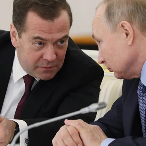 «Μόλις παίχτηκε το πρώτο επεισόδιο - Θα έρθουν και άλλα», δηλώνει ο Μεντβέντεφ