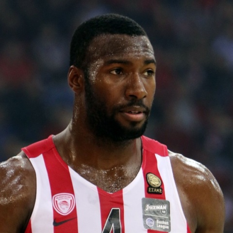 Ο Πάτρικ Γιανγκ σε μια συγκλονιστική στιγμή: Στάθηκε πάλι στα πόδια του τρεισήμισι μήνες μετά από το τροχαίο