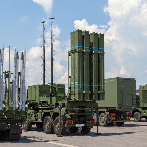 Το γερμανικό αντιαεροπορικό σύστημα πυραύλων IRIS-T SLM